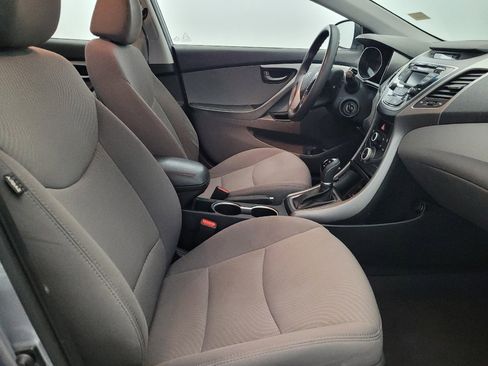 Used 2016 Hyundai Elantra SE FWD image 21