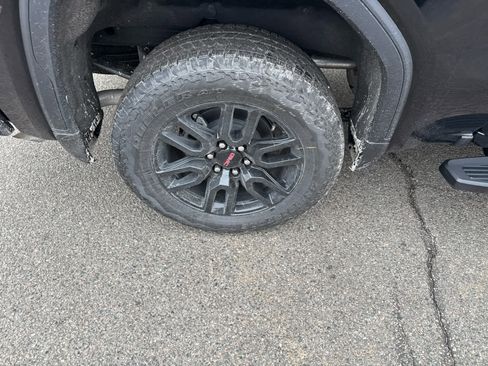 New 2026 GMC Sierra 1500 Elevation w/ Elevation Premium Package image 9