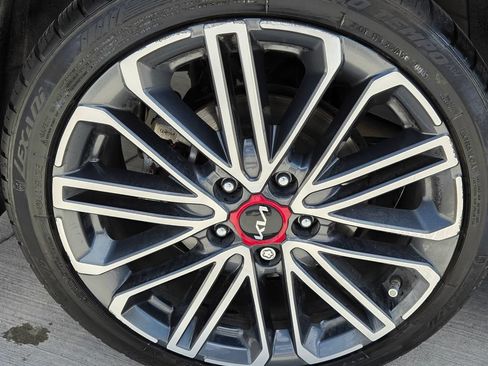 Used 2023 Kia Forte GT w/ GT2 Package FWD image 10