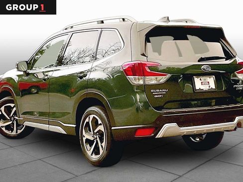 Used 2023 Subaru Forester Touring AWD/4WD image 12