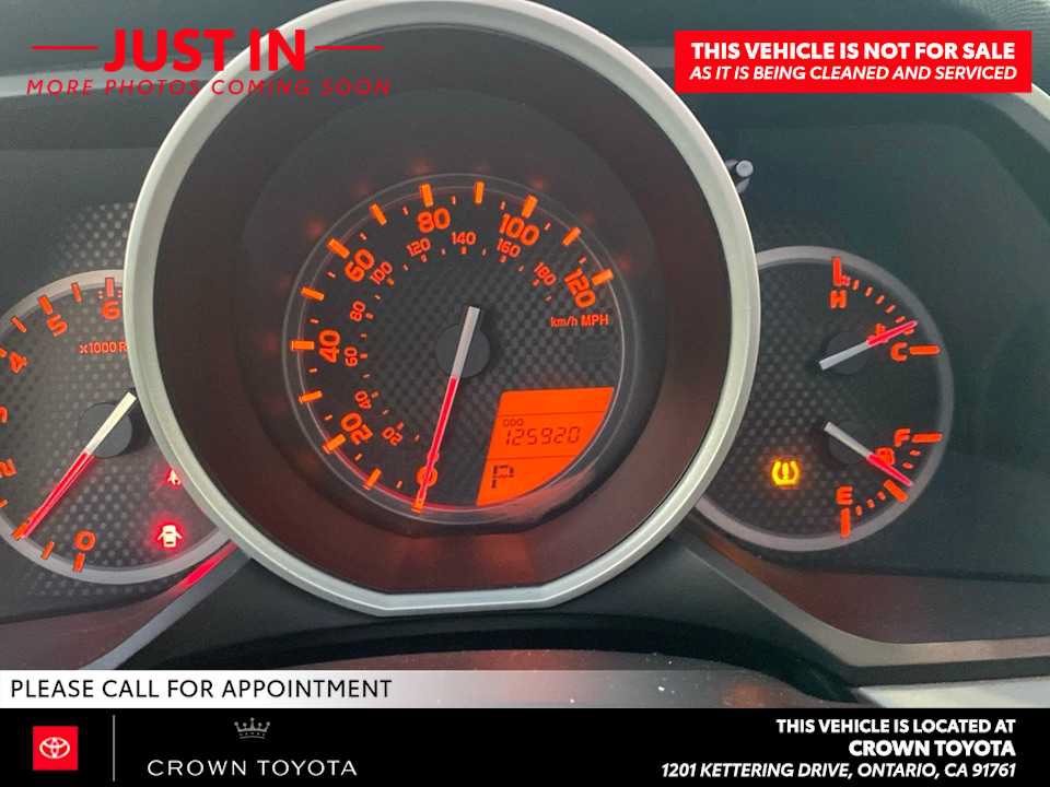 Used 2013 Toyota 4Runner SR5 w/ Convenience Pkg RWD image 7