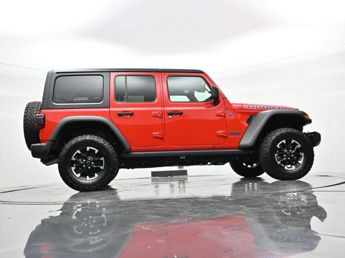 Used 2025 Jeep Wrangler Unlimited Rubicon 4xe w/ Safety Group AWD/4WD image 27
