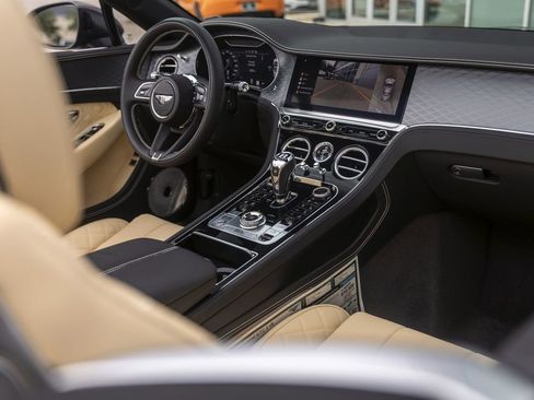 Certified 2024 Bentley Continental GT V8 AWD/4WD image 2