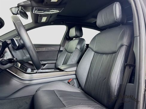 Used 2022 Audi A8 L 3.0T image 11