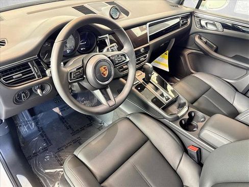 Used 2026 Porsche Macan S AWD/4WD image 4