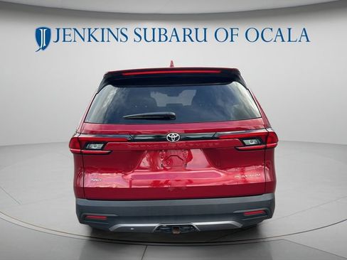 Used 2025 Toyota Grand Highlander AWD image 4