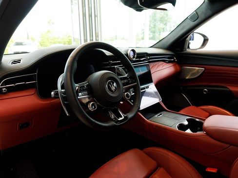 Certified 2023 Maserati Grecale Modena AWD/4WD image 28