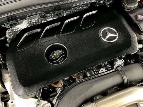 Certified 2025 Mercedes-Benz GLA 250 image 32