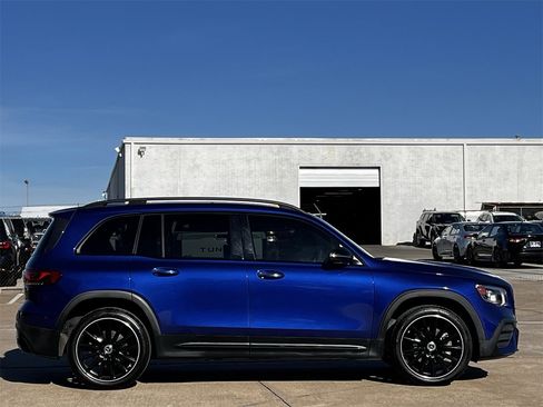 Used 2021 Mercedes-Benz GLB 250 image 3