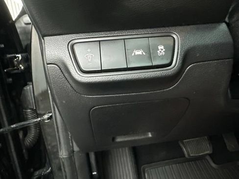 Used 2020 Kia Forte LXS FWD image 17