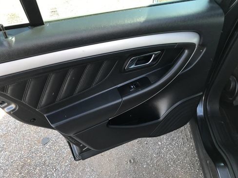 Used 2015 Ford Taurus SEL w/ Equipment Group 201A image 17