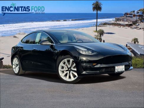 Used 2020 Tesla Model 3 Standard Range RWD image 1