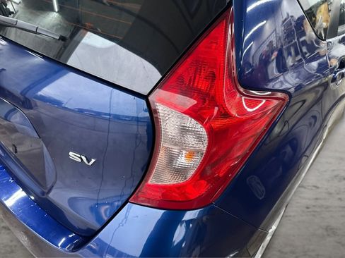 Used 2018 Nissan Versa Note SV FWD image 23
