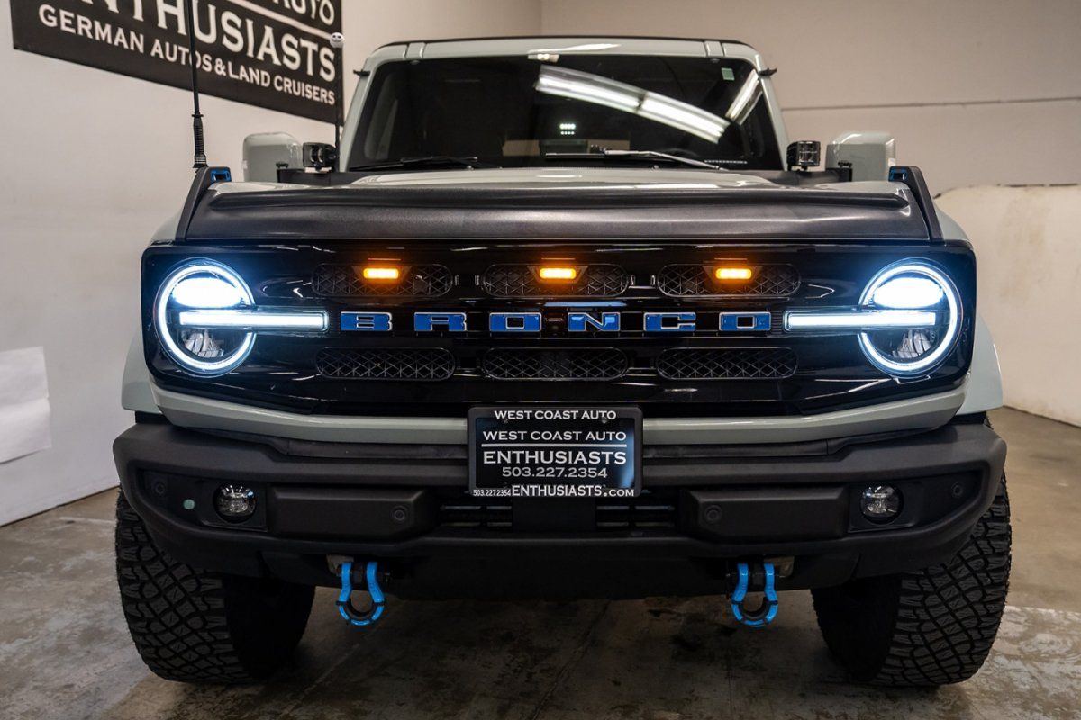 Used 2022 Ford Bronco Outer Banks w/ Sasquatch Package AWD/4WD image 10