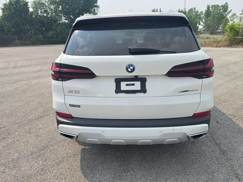 Used 2024 BMW X5 xDrive50e AWD/4WD image 4