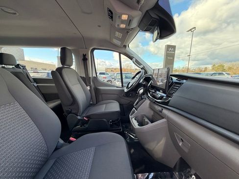 Used 2023 Ford Transit 350 XLT RWD image 13