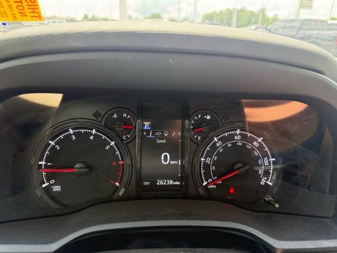 Used 2023 Toyota 4Runner SR5 Premium w/ Moonroof Package RWD image 18