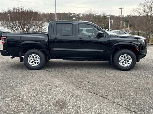 New 2026 Nissan Frontier S image 3