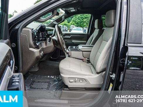 Used 2025 Chevrolet Silverado 1500 LT RWD image 19