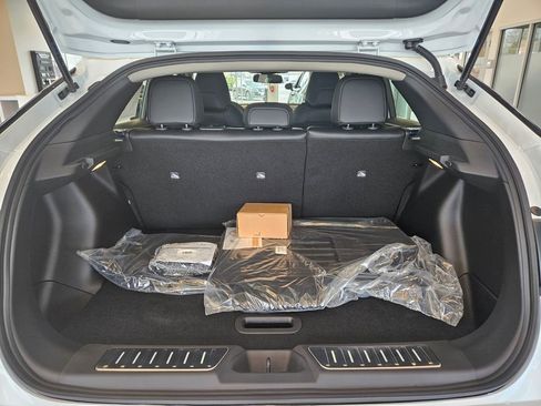 New 2026 Nissan Leaf SV+ w/ Illuminated Package image 29