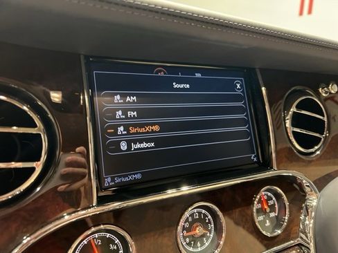 Used 2019 Bentley Mulsanne image 41