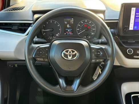 Used 2024 Toyota Corolla LE FWD image 13