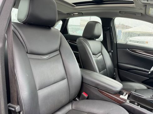 Used 2016 Cadillac XTS Luxury AWD/4WD image 3