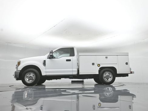 Used 2019 Ford F250 XL w/ XL Value Package RWD image 7