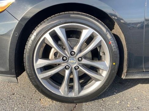 Used 2020 Chevrolet Malibu Premier FWD image 21