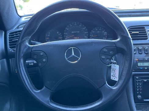Used 2001 Mercedes-Benz CLK 55 AMG Coupe image 25