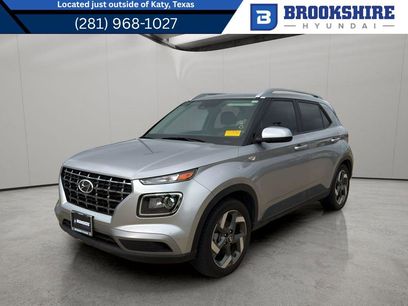 Used 2023 Hyundai Venue SEL w/ Cargo Package