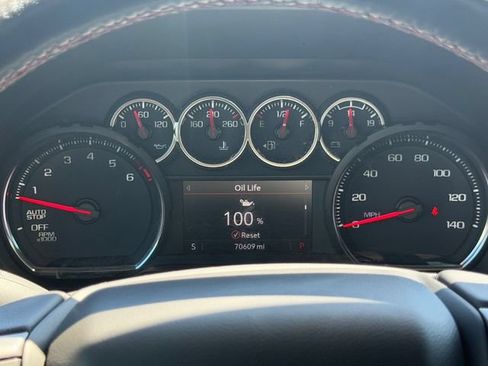 Used 2021 Chevrolet Tahoe RST w/ Luxury Package RWD image 28