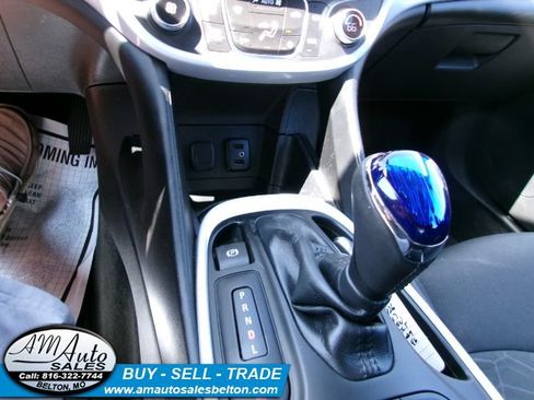 Used 2017 Chevrolet Volt LT FWD image 13