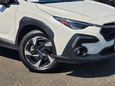 Used 2024 Subaru Crosstrek 2.5i Limited AWD/4WD image 9
