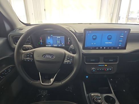 Used 2025 Ford Maverick Lobo AWD/4WD image 27