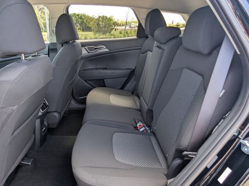New 2026 Kia Sportage LX FWD image 14
