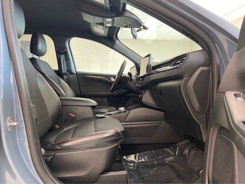 Used 2023 Ford Escape ST-Line Select w/ Tech Pack #1 AWD/4WD image 18
