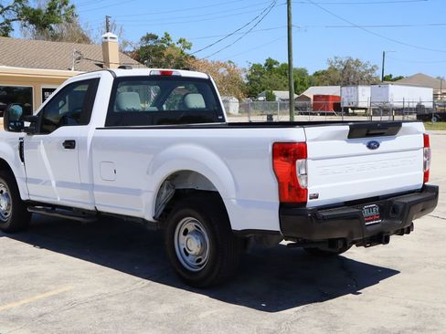 Used 2021 Ford F250 XL w/ Power Equipment Group RWD image 7