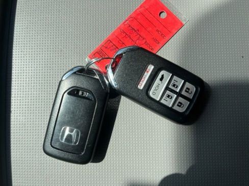 Used 2016 Honda Odyssey EX-L image 13