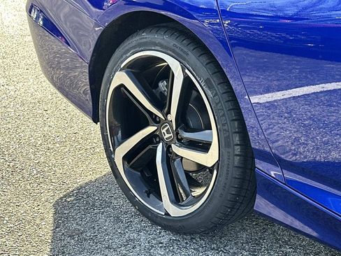 Used 2022 Honda Accord Sport image 30