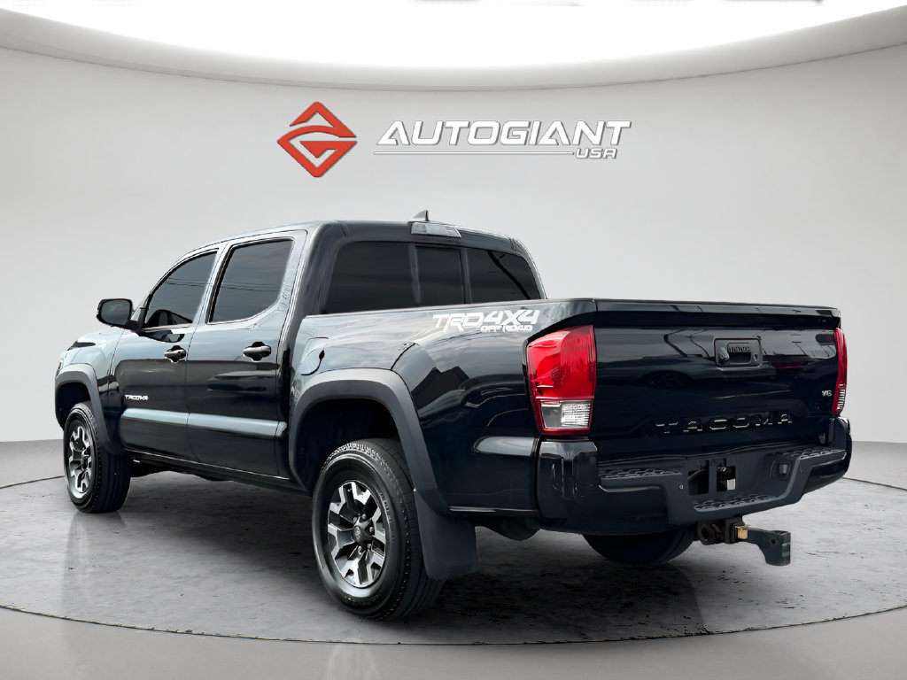 Used 2016 Toyota Tacoma TRD Off-Road AWD/4WD image 5