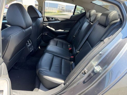 Used 2019 Nissan Maxima 3.5 SL FWD image 18