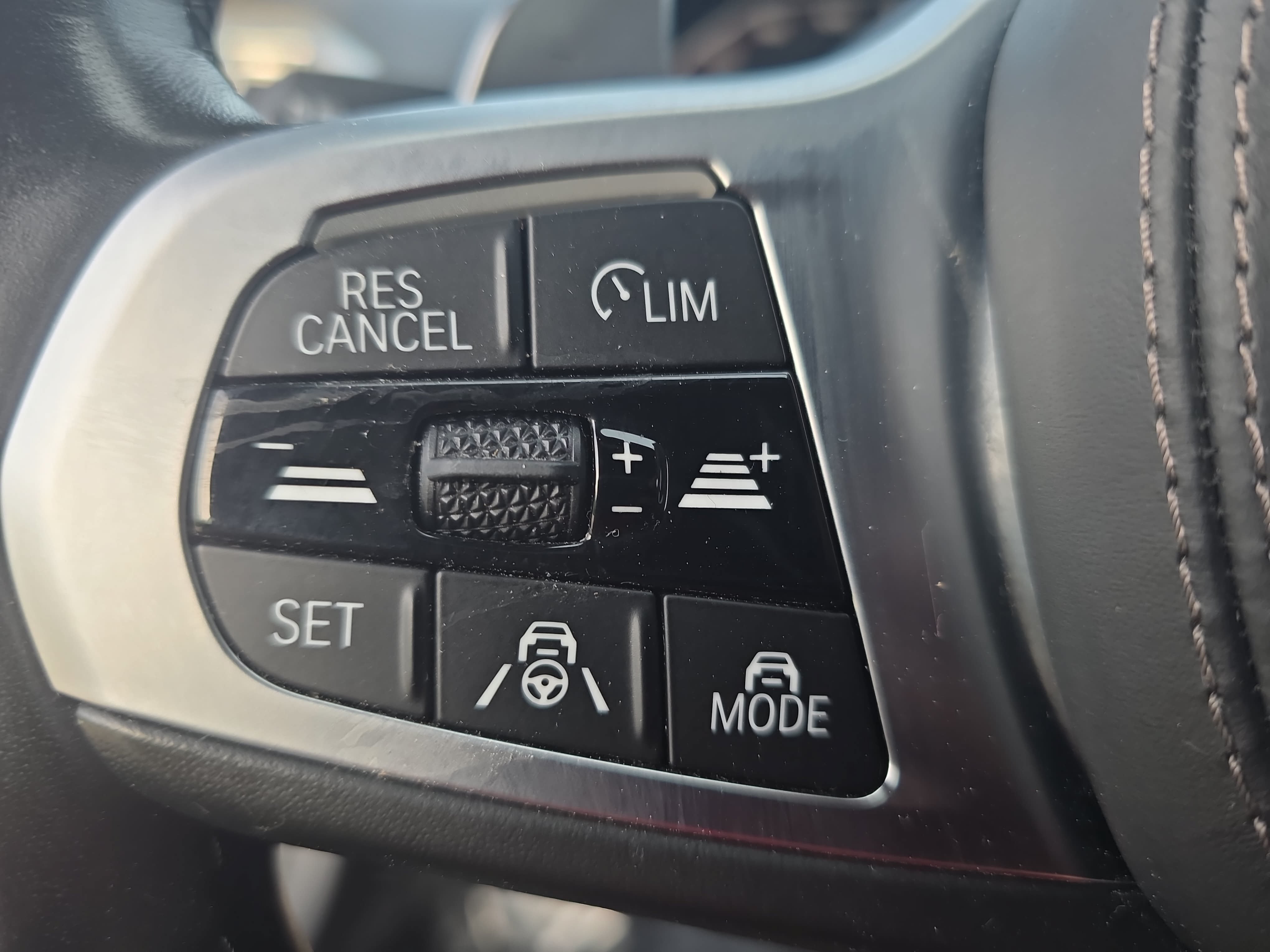 Used 2019 BMW M850i xDrive Convertible AWD/4WD image 17