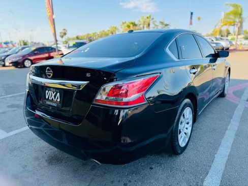 Used 2015 Nissan Altima 2.5 S w/ Power Driver Seat Package FWD image 4