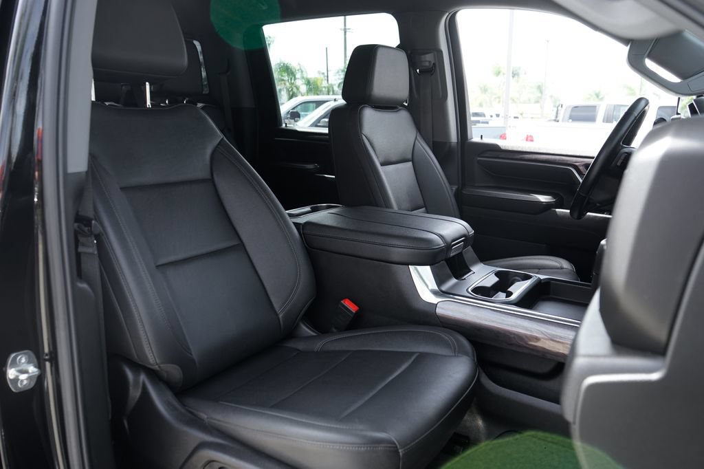 Used 2024 Chevrolet Silverado 2500 LTZ w/ LTZ Premium Package AWD/4WD image 39