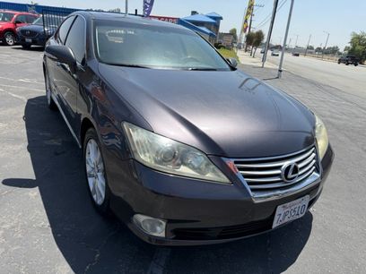 Used 2011 Lexus ES 350 w/ Preferred Accessory Package