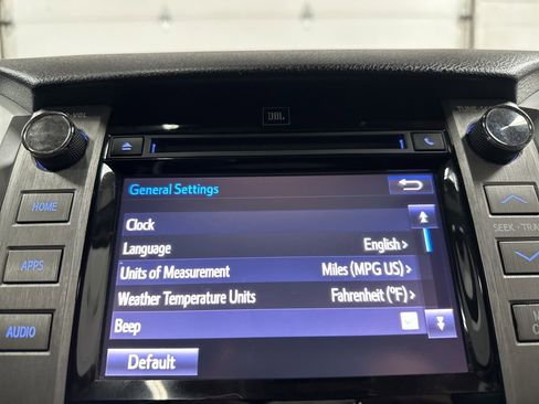 Used 2018 Toyota Tundra Limited w/ Limited Premium Package image 30