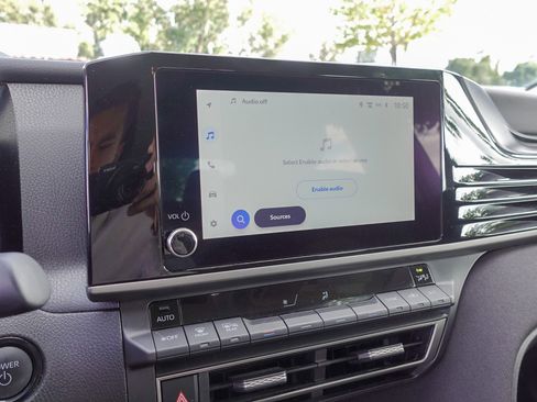 Used 2025 Toyota Camry LE image 16