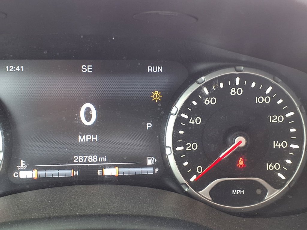 Used 2022 Jeep Renegade Limited AWD/4WD image 20