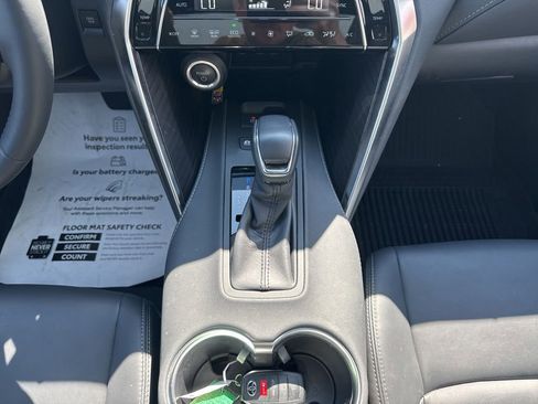 Used 2024 Toyota Venza Nightshade AWD/4WD image 23